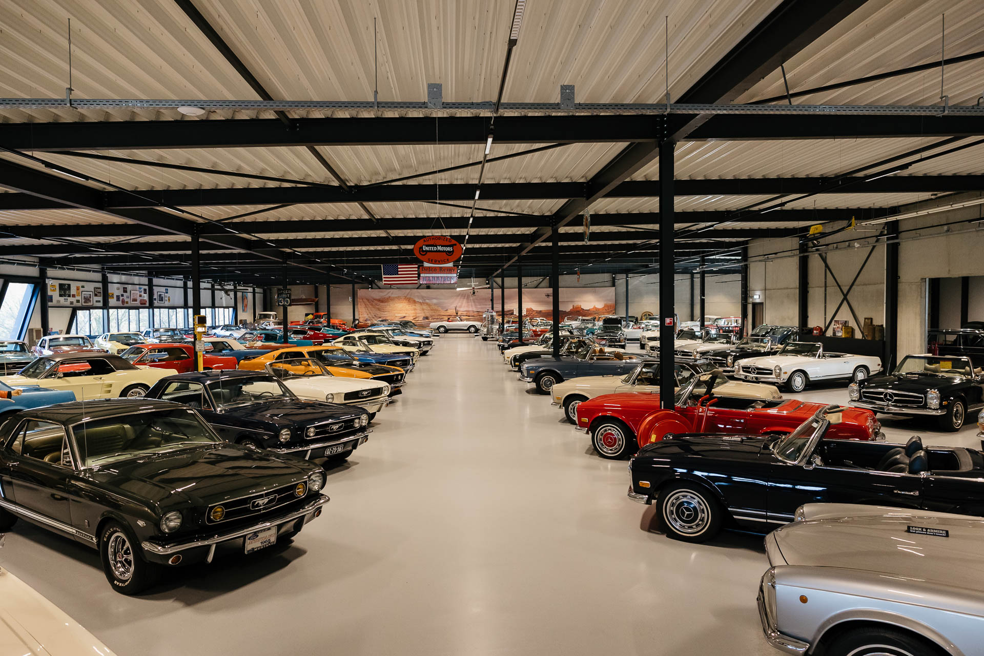 Exclusief in klassieke Autos old timers Geevers Classic Cars Asten