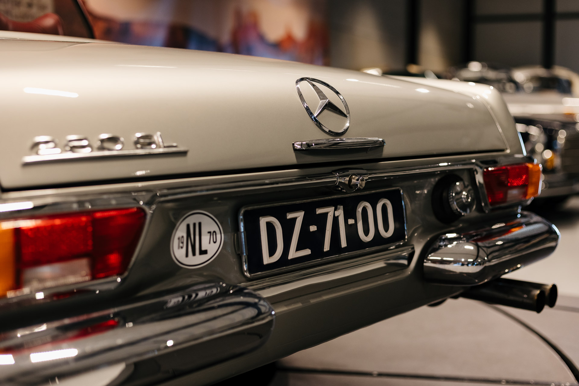 Mercedes-Benz-klassiekers-Geevers-Classic-Cars-Asten-LR-142